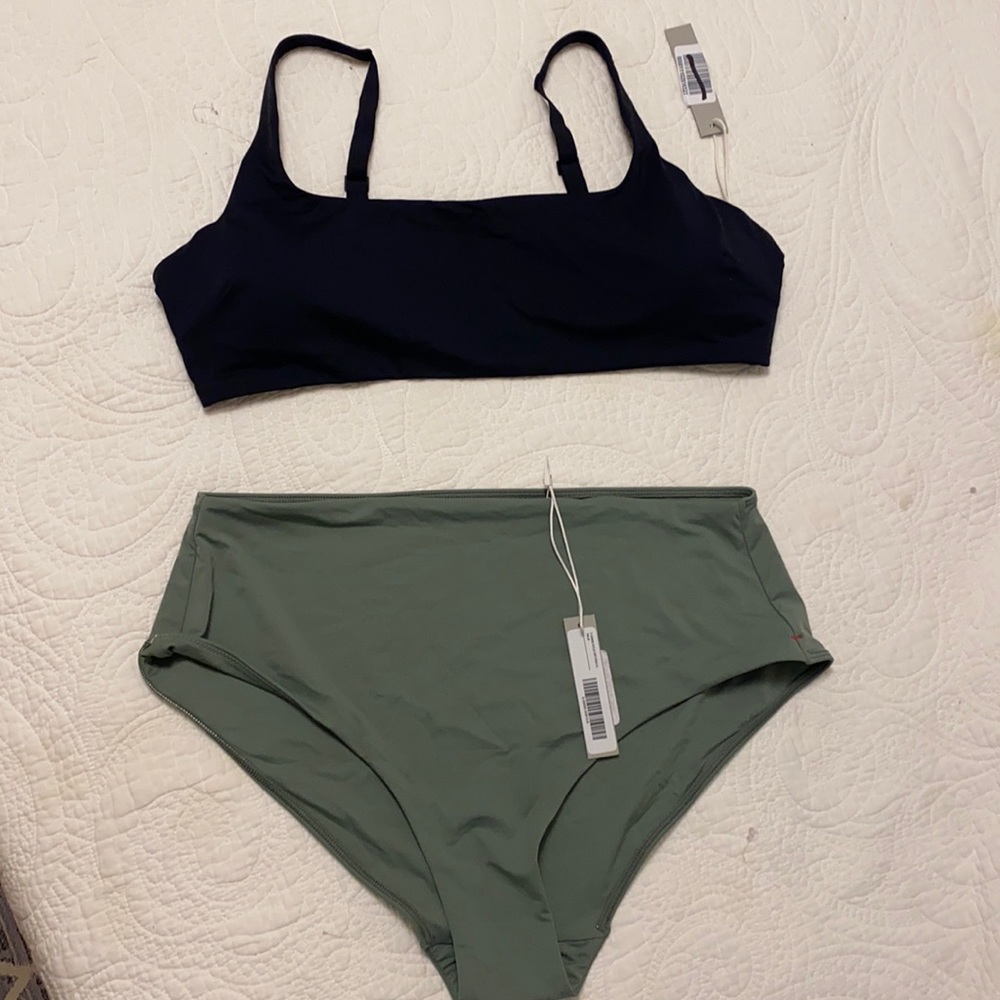 NWT Everlane bikini set. XL square bikini top and hipster high rise bott…